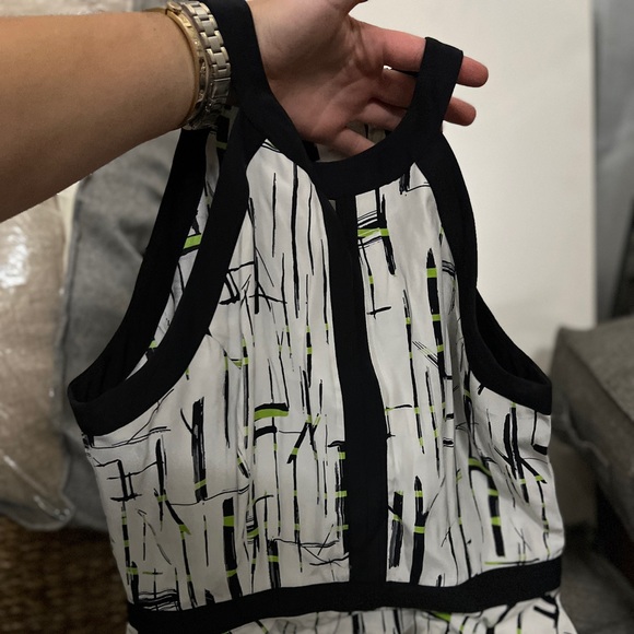 Parker Geometric Silk Halter Keyhole Dress - Size M - Picture 10 of 13